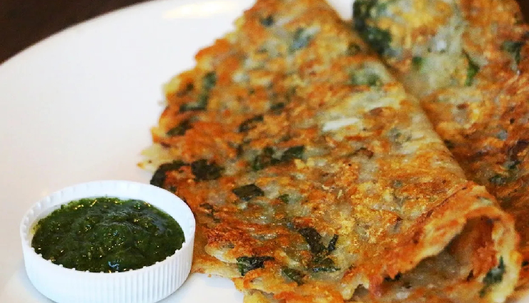 लग रही है हल्की भूख तो आलू चीला कर देगा समस्या हल, यह चटपटी डिश नाश्ते का भी करती है काम #Recipe