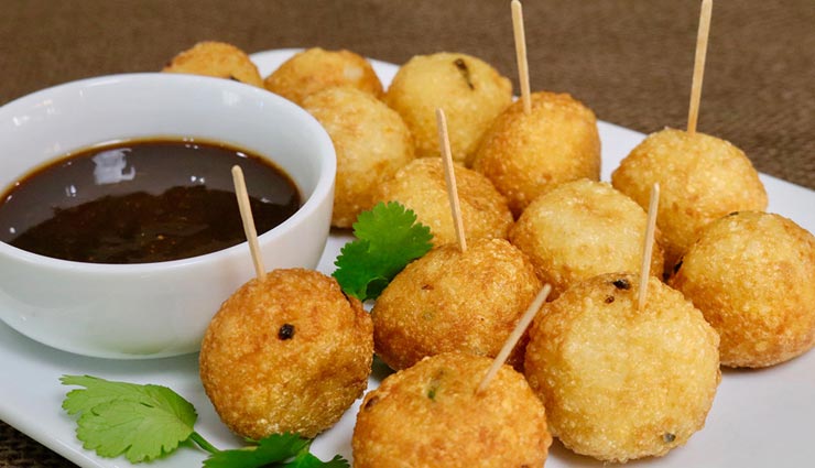 मानसून की दस्तक के साथ ही लें चटपटे स्नैक्स आलू क्रिस्पी बॉल्स का मजा #Recipe