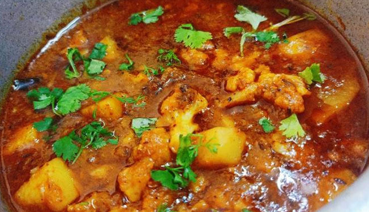 cauliflower recipes,dishes made with cauliflower,cauliflower rice,cauliflower pizza crust,aloo gobi,cauliflower gratin,buffalo cauliflower bites,cauliflower tacos,cauliflower soup,cauliflower steaks,cauliflower fritters,cauliflower mashed potatoes,healthy cauliflower dishes