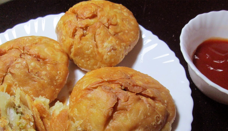 Recipe- Crispy Aloo Kachori