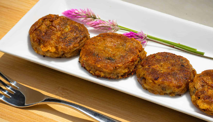 ramadan aloo ki tikki recipe,easy aloo ki tikki recipe for ramadan,indian aloo tikki recipe for iftar,healthy aloo tikki recipe for ramadan,spicy ramadan aloo ki tikki recipe,vegetarian ramadan aloo ki tikki recipe,crunchy aloo ki tikki recipe for suhoor,homemade aloo ki tikki recipe for ramadan,quick aloo ki tikki recipe for iftar party,best aloo tikki recipe for ramadan celebrations