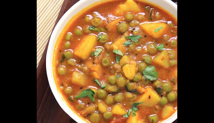 aloo matar sabzi,winter recipe,main course recipe,aloo recipe,matar recipe