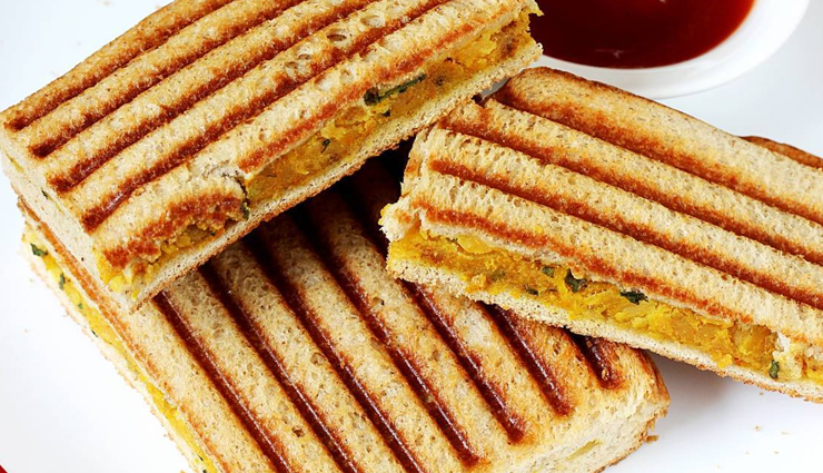 Recipe- Street Style Aloo Masala Grilled Sandwich