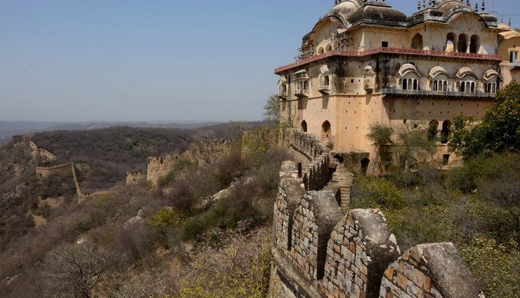 picnic spots near delhi,best places for a picnic near delhi,top picnic destinations from delhi,ideal picnic getaways near delhi,scenic picnic spots around delhi,family picnic spots near delhi,day trip picnic places from delhi,nature picnic spots around delhi,popular picnic getaways near delhi,best scenic spots for picnics near delhi,outdoor picnic locations near delhi,quaint picnic spots near delhi,picnic areas with natural beauty near delhi,picnic retreats near delhi,relaxing picnic destinations close to delhi