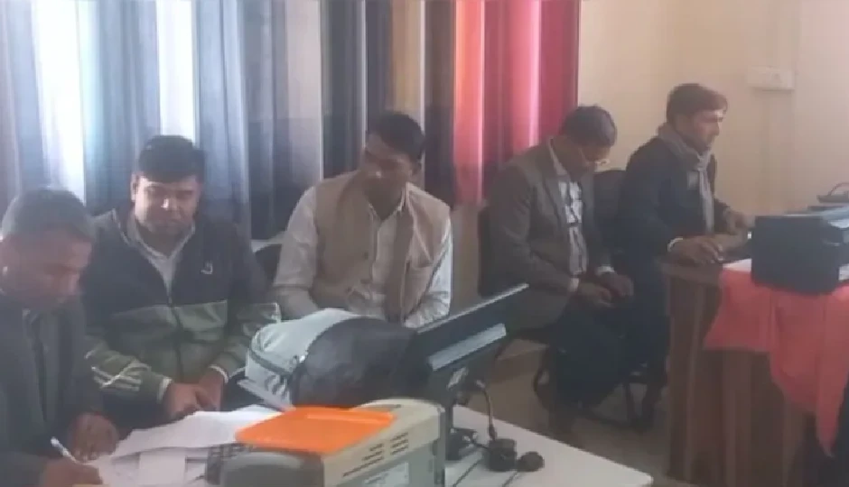 अलवर में ACB की बड़ी कार्रवाई, आयकर विभाग का कर्मचारी घूस लेते रंगे हाथों गिरफ्तार