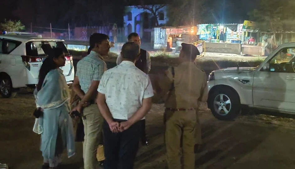 एक परिवार के चार सदस्यों की दर्दनाक मौत के बाद हरकत में आया प्रशासन, अब तकनीक की मदद से रोके जाएंगे सड़क हादसे