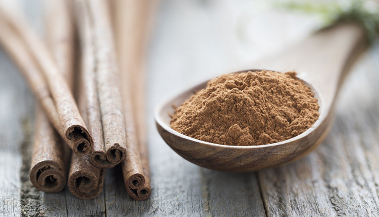 blueberries,green tea,kale and other green leafy vegetables,cinnamon,salmon,alzheimers disease,food to reduce risk of alzheimers disease,Health tips,fitness tips