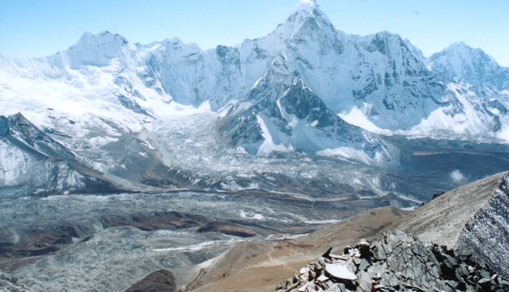 worlds 7 attractive mountains,7 most beautiful mountains in the world,attractive mountains around the world,destinations,travel,ama dablam,nepal,table mountain,south africa,kirkjufell,iceland,denali,alaska,the matterhorn,switzerland