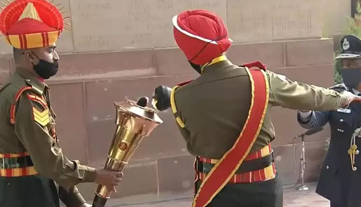 amar jawan jyoti,war memorial eternal flame,delhi