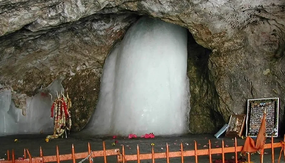 sawan 2025,shiva temples to visit,famous shiva temples india,mahadev blessings,sawan pilgrimage,devotional travel sawan,shiv bhakti,sawan special temples,sawan temple list,lord shiva temples india