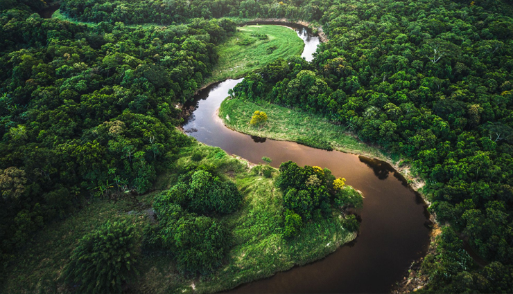 picture-perfect destinations,travel photography,world landmarks,greece travel,japan culture,jordan landscapes,leh ladakh adventure,spain architecture,amazon brazil biodiversity,photography composition techniques