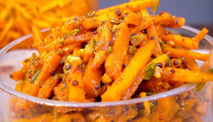 बनने में समय लेगा लेकिन बेहतरीन स्वाद देगा आंबा हल्दी का अचार #Recipe