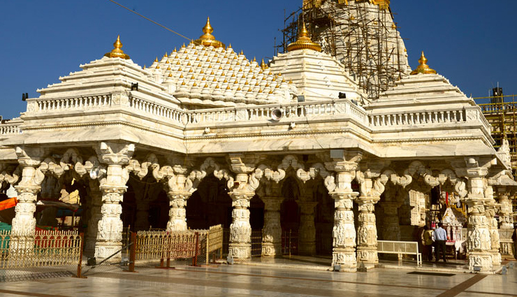 navrati 2023,navrati celebration,gujarat mata ji temple,ambaji mata temple gujarat,travel,holidays,gujarat tourism