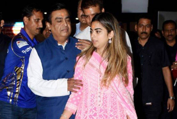 ambani family,anand piramal,isckon temple,isha  ambani