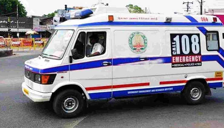 शर्मनाक हरकत! मार्केट सब्जी लेने जाने के लिए शख्स ने बुलाई एंबुलेंस 
