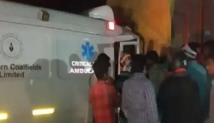 UP News: मिर्जापुर में एंबुलेंस को 12 किमी तक घसीटता ले गया ट्रक ड्राइवर, मरीज समेत दो लोगों की हुई मौत