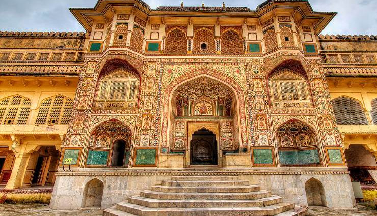 amer fort,tourist destination amer fort,rajasthan tourist destination