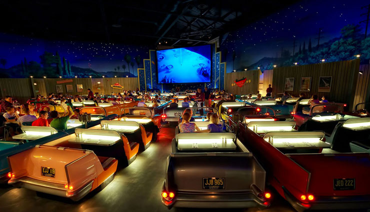 amazing cinema halls around the world,cinema halls,theater,france,paris,america,london