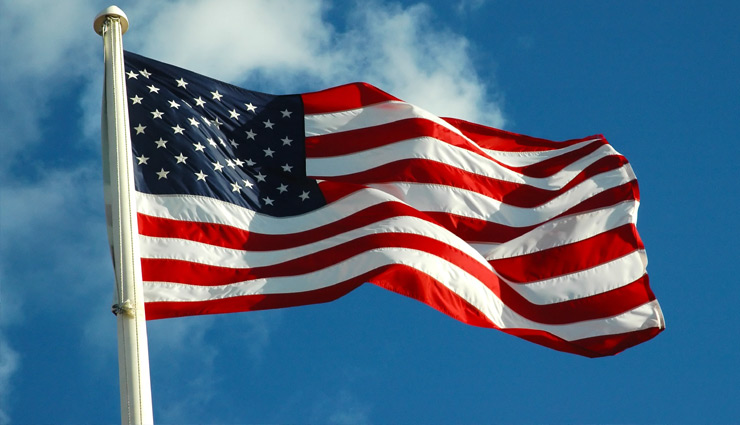 इन 8 देशों की यात्रा करने से पहले जान लें यहां के अनोखे कानून, बन सकते हैं परेशानी का कारण unique laws,countries unique laws,travel,travel guide,travel tips