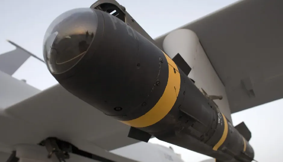 ईरान तनाव के बीच अरब सहयोगियों को 23 अरब डॉलर के अत्याधुनिक हथियार बेचेगा अमेरिका