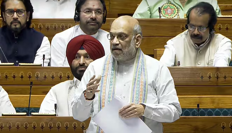 हथियार डालकर मुख्यधारा में शामिल हों या कार्रवाई के लिए तैयार रहें नक्सली: अमित शाह