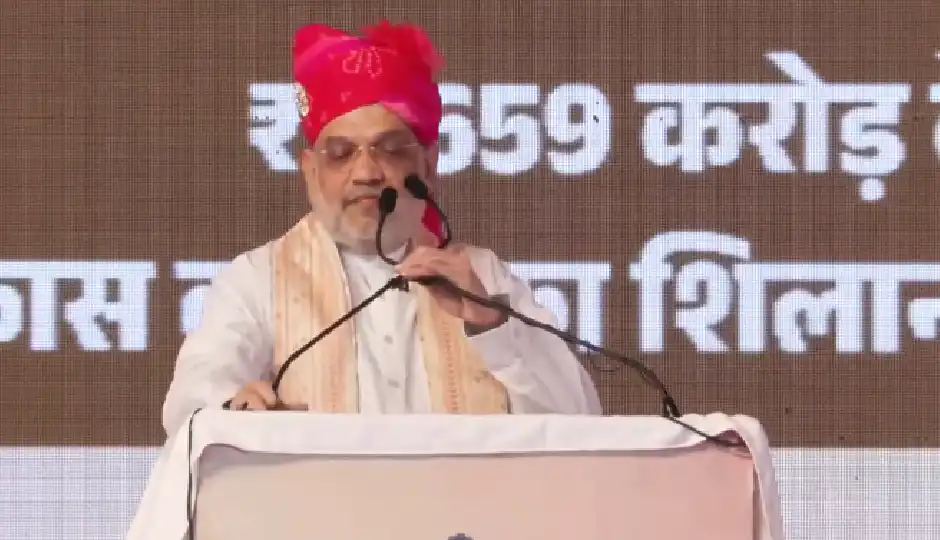 'वंदे मातरम्' के मुद्दे पर कांग्रेस घिरी, अमित शाह बोले- सोनिया गांधी को देश से मांगनी चाहिए माफी