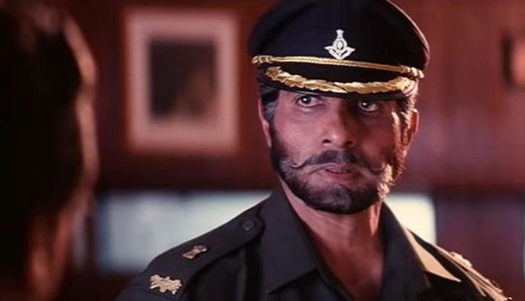 Akshay Kumar,celebrities who slayed the role in uniform,aamir khan talaash,shahid kapoor mausam,salman khan dabangg,shah rukh khan veer zaara,hrithik roshan lakshya,ajay devgn,amitabh bachchan major saab,anil kapoor pukar