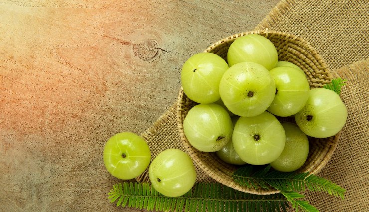 fenugreek for dandruff,natural dandruff treatment,home remedies for dandruff,fenugreek seeds for hair,itchy scalp remedy,dry scalp solution,anti-dandruff tips,herbal dandruff cure,scalp flaking treatment,hair care with fenugreek,fenugreek hair mask,dandruff home solution