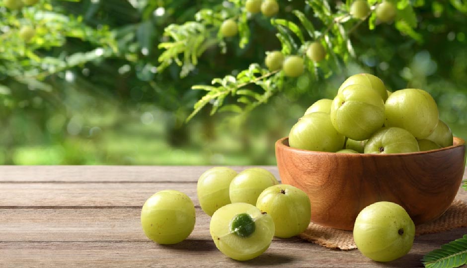 10 Amazing Benefits of Amla for Skin and Hair