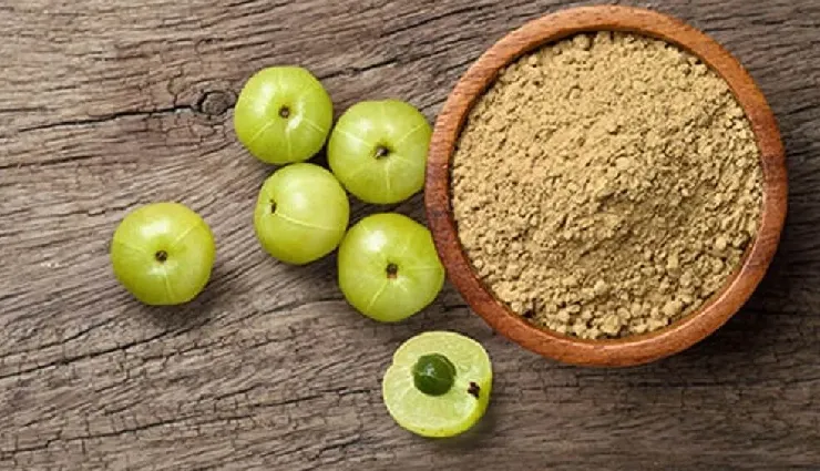 milk for skin,milk for hair,natural skincare,hair growth,moisturize skin naturally,reduce tanning,lactic acid benefits,frizz control,scalp nourishment,protein-rich hair care,natural beauty remedies