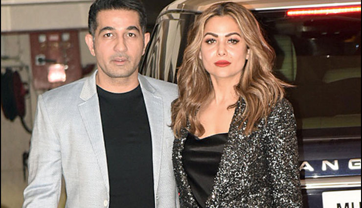 ranbir alia at christmas party,kareena kapoor christmas party,film stars christmas celebration,bollywood christmas party,arjun malaika at christmas party,bollywood party,bollywood hot party,entertainment,bollywood news in hindi