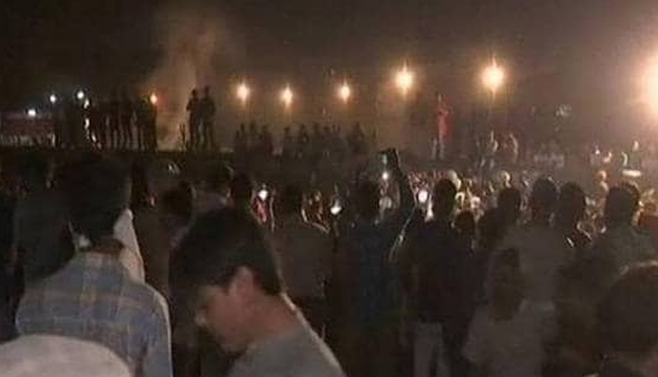 amritsar train accident,dussehra,ravana,people died,fire at dussehra,amrtisar train accident,photos,dussehra 2019,news,news in hindi