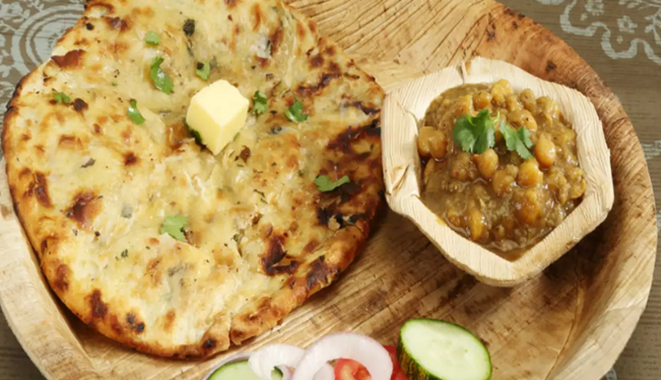 Recipe- Super Delicious Amritsari Aloo Kulcha