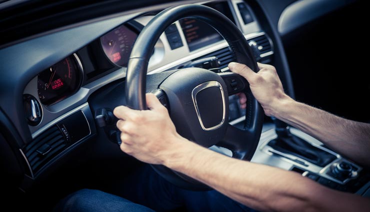 बुजुर्ग को एक अक्षर की गलती पड़ी भारी, मिली 1400 किलोमीटर की सजा weird news,an old man suffer by navigation app,berlin to rome,road tracking by navigation app