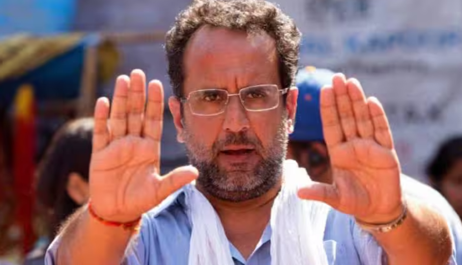 dhanush,south indian actor dhanush,raanjhanaa,dhanush raanjhanaa,raanjhanaa ai ending,sonam kapoor,anand r rai,dhanush social media,ambikapathy