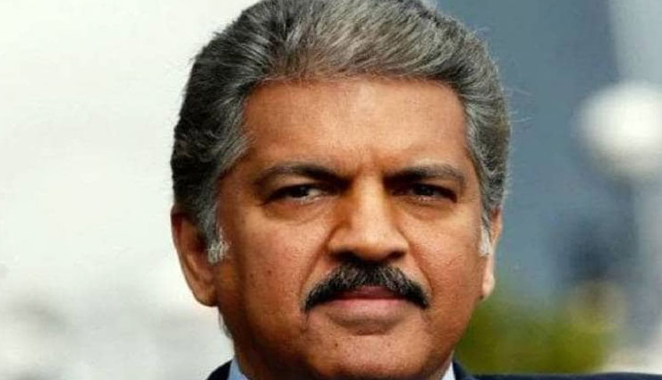 son,mother,travel,old scooter,viral video,anand mahindra,gift,kuv100 car,weird news in hindi