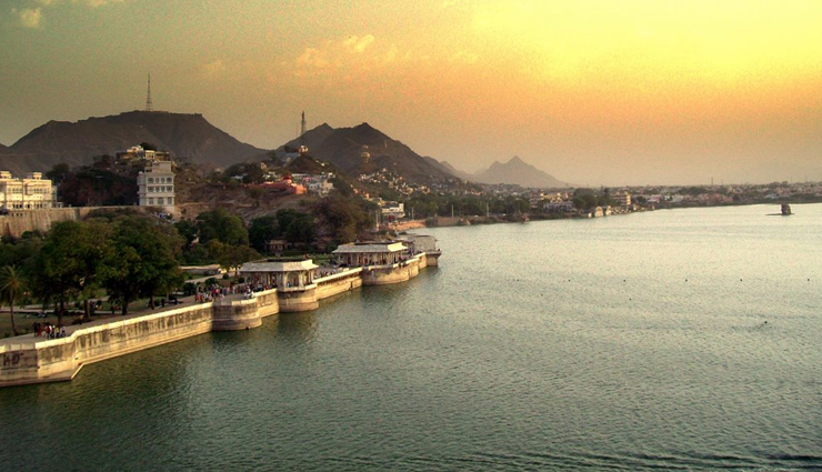 famous lakes in rajasthan,popular lakes in rajasthan,best lakes to visit in rajasthan,top lakes in rajasthan,must-visit lakes in rajasthan,scenic lakes in rajasthan,rajasthan lake tourism,natural beauty of rajasthan,rajasthan lake destinations,rajasthan lake exploration