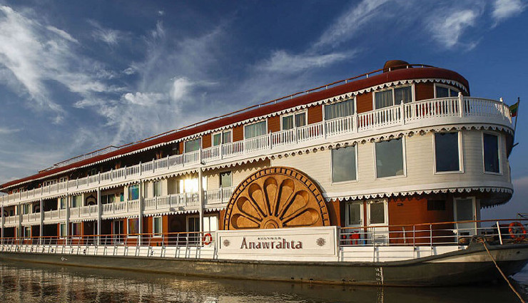 must-try river cruises asia,luxury river cruises,cunard japan cruise,mekong princess vietnam,mahabaahu brahmaputra river,thai river cruise bangkok,royal caribbean asia,assam bengal navigation,anawrahta irrawaddy river,komodo trails indonesia