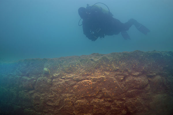 castle,ancient castle,alkaline water,travel