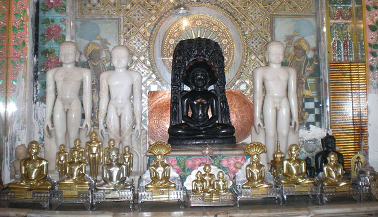 banswara city palace,rajasthan heritage,historic architecture,mahi dam,banswara water reservoir,scenic lake view,talwara fort,historical forts,banswara heritage,chheench waterfalls,scenic beauty,nature retreat,diablab lake,banswara lakes,bird watching,raj mandir,historical monument,architecture
    kagdi pick-up weir,banswara water weir,irrigation structure,madareshwar temple,hindu temples,religious tourism,ram kund,banswara holy pond,pilgrimage site,bhim kund,banswara bathing ghats,religious rituals