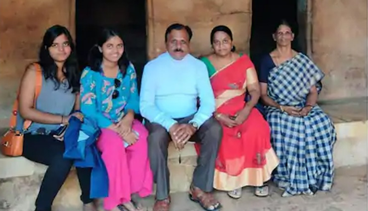 मां-बाप ने दो बेटियों की त्रिशूल और डंबल से कर दी हत्या, कहा - कलयुग खत्म होते ही जिंदा हो जाएंगी