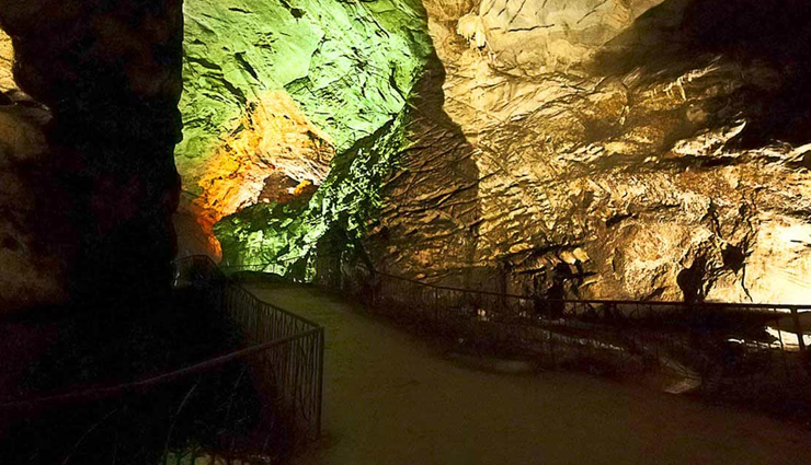 andhra pradesh,places to visit in andhra pradesh,tourist destinations in andhra pradesh,araku valley,talakona waterfall,rama krishna beach,borra caves,belum caves,kondareddy buruju