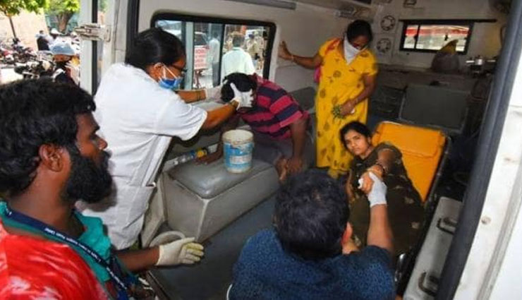विशाखापट्टनम / 4 KM के दायरे में फैली गैस, प्रधानमंत्री ने कहा- सभी सुरक्षित रहें, यही चाहता हूं