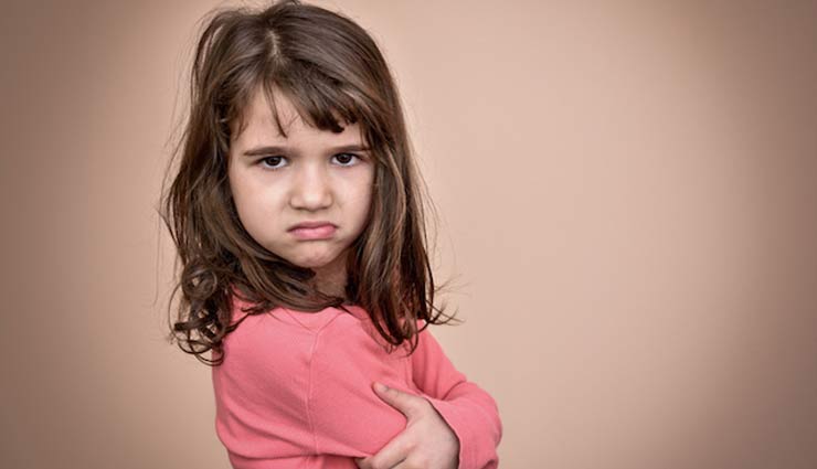गुस्से का बच्चों की सेहत पर पड़ता है बुरा असर, इस तरह करें इसे नियंत्रित