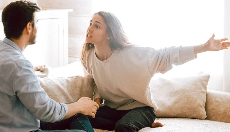 divorce recovery,emotional stages of divorce,grieving after divorce,coping with separation,healing after marriage ends,post-divorce emotions,breakup grief,moving on after divorce,divorce support,dealing with divorce pain