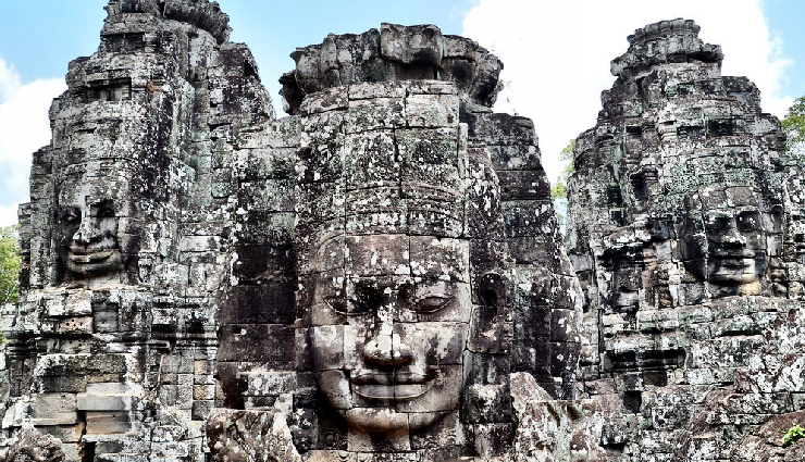 cambodia travel experiences,must-visit places in cambodia,top activities cambodia,cambodia sightseeing checklist,explore cambodia attractions,things to do in cambodia,cambodia tourist spots,cambodian travel adventures,cambodia bucket list,cambodian cultural experiences