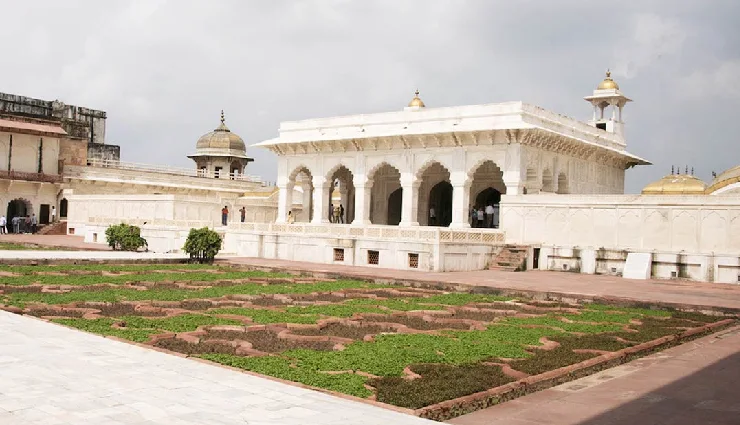 agra tourist attractions,places to visit in agra,agra beyond taj mahal,agra forts and gardens,historical places in agra,agra travel guide,agra city tourism,cultural heritage agra
