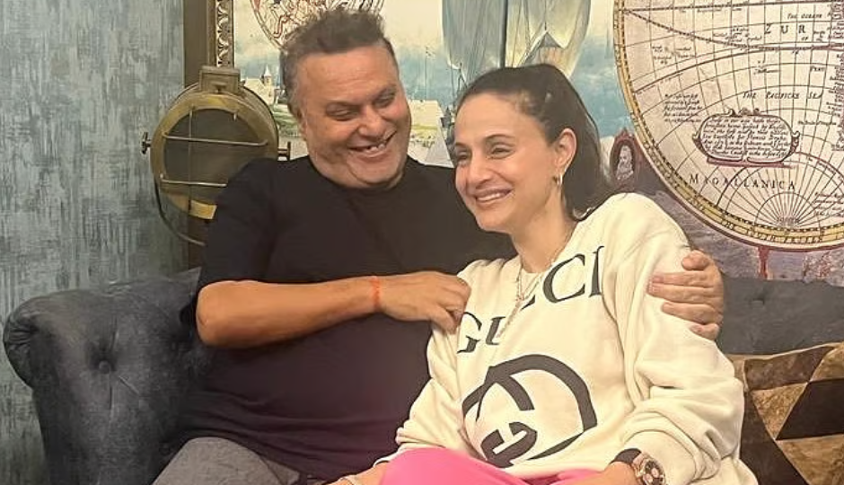 2 News : अनिल शर्मा ने की ‘गदर 3’ और अमीषा से विवाद पर बात, एक्ट्रेस के पास हैं 300-400 लग्जरी बैग, कीमत...