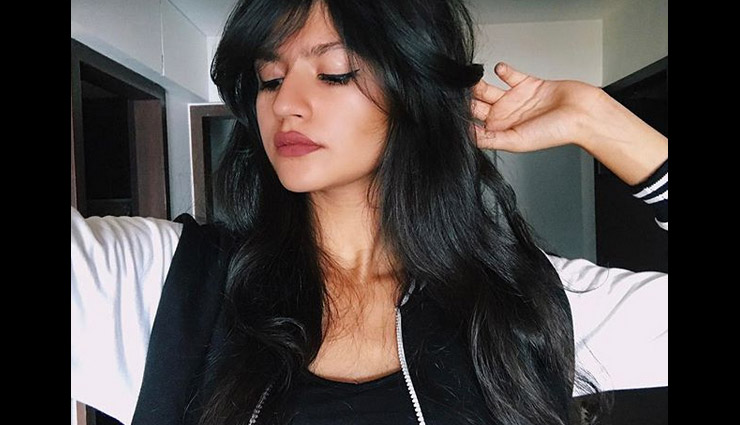 varun dhawan,anjini dhawan,niece,anjini dhawan viral pics,anjini dhawan instagram pics