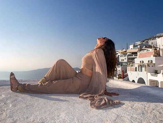 बॉलीवुड में डेब्यू से पहले अंकिता लोखंडे ने दिखाया अपना बोल्ड अंदाज़, तस्वीरे वायरल bollywood,ankita lokhande,ankita lokhande latest photoshoot,viral photos,ankita lokhande viral photos